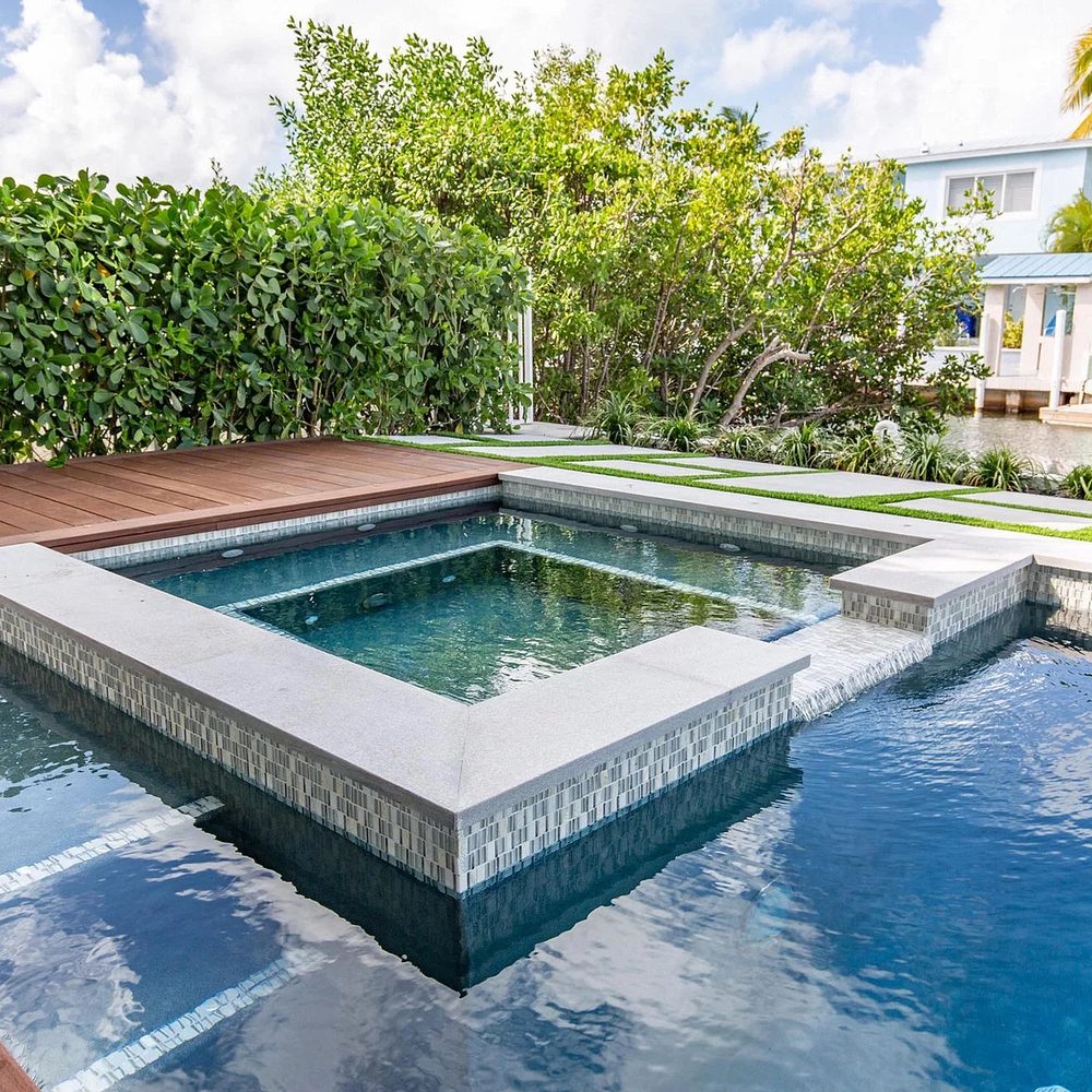 Encontro Do Deck Com O Spa — obra executada pela DeckPro